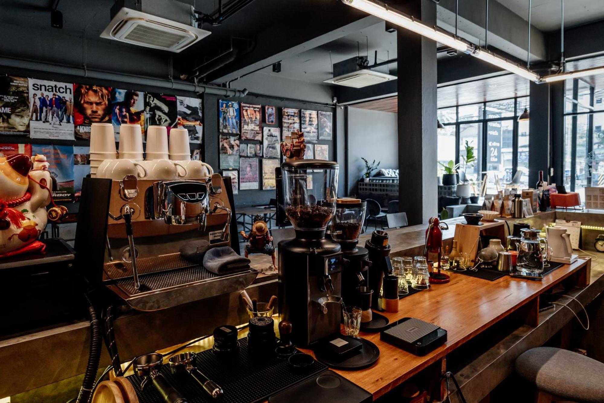 梦乡酒店 素叻他尼 外观 照片